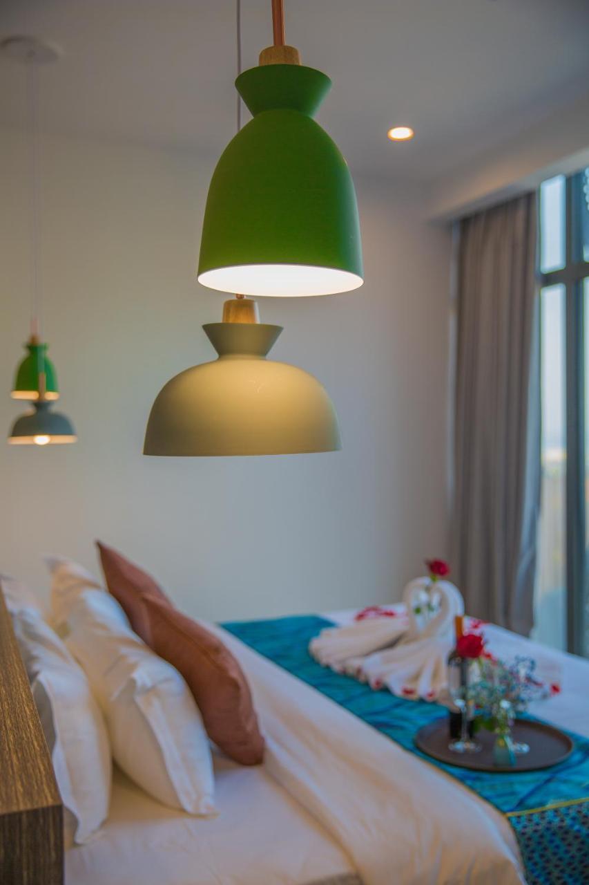 Wooden Maple Hotel Phnom Penh Dış mekan fotoğraf