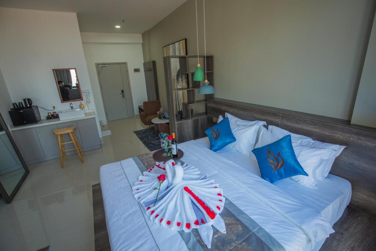 Wooden Maple Hotel Phnom Penh Dış mekan fotoğraf
