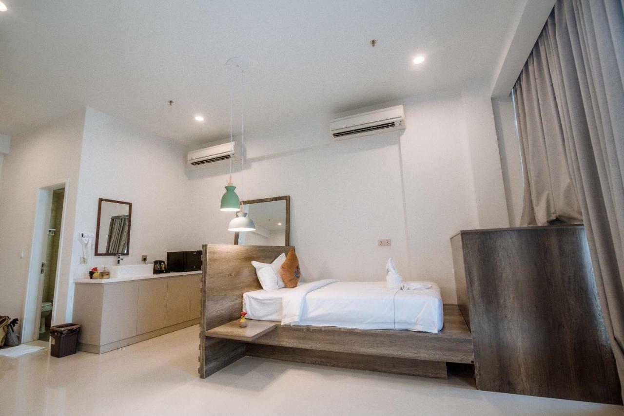 Wooden Maple Hotel Phnom Penh Dış mekan fotoğraf