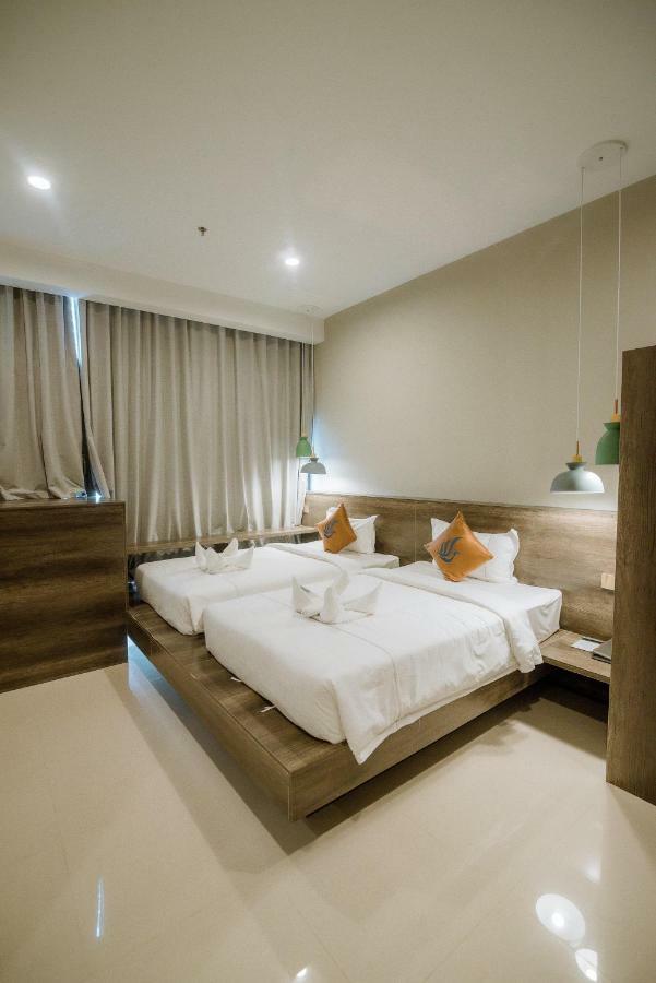 Wooden Maple Hotel Phnom Penh Dış mekan fotoğraf