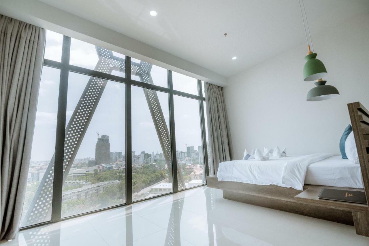 Wooden Maple Hotel Phnom Penh Dış mekan fotoğraf