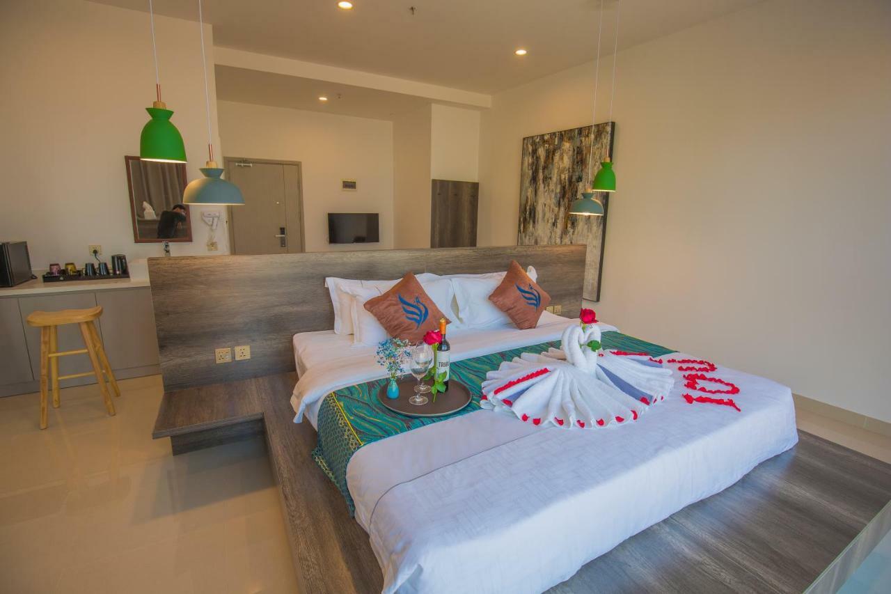 Wooden Maple Hotel Phnom Penh Dış mekan fotoğraf