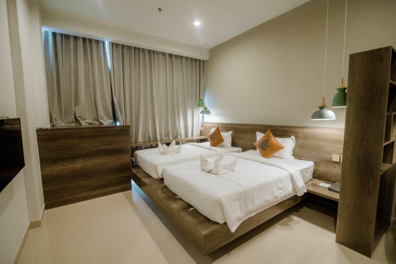 Wooden Maple Hotel Phnom Penh Dış mekan fotoğraf