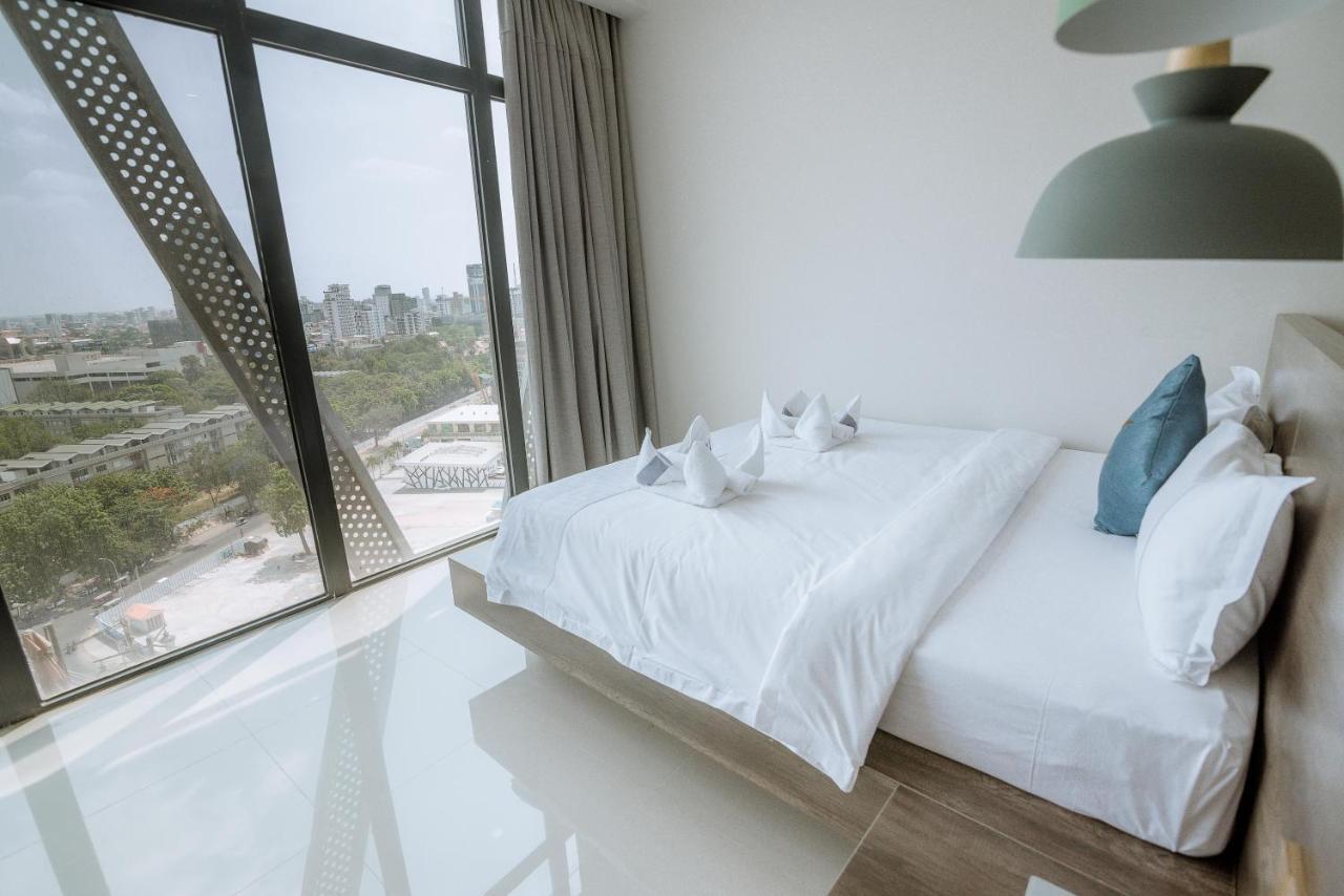 Wooden Maple Hotel Phnom Penh Dış mekan fotoğraf