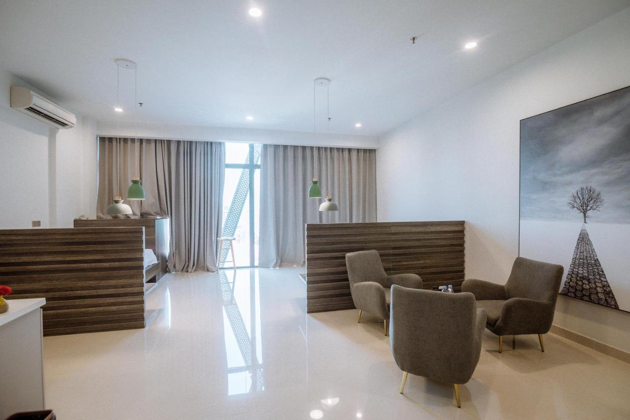 Wooden Maple Hotel Phnom Penh Dış mekan fotoğraf