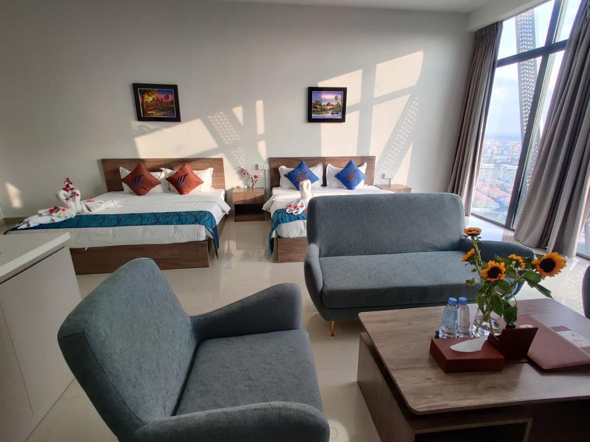 Wooden Maple Hotel Phnom Penh Dış mekan fotoğraf